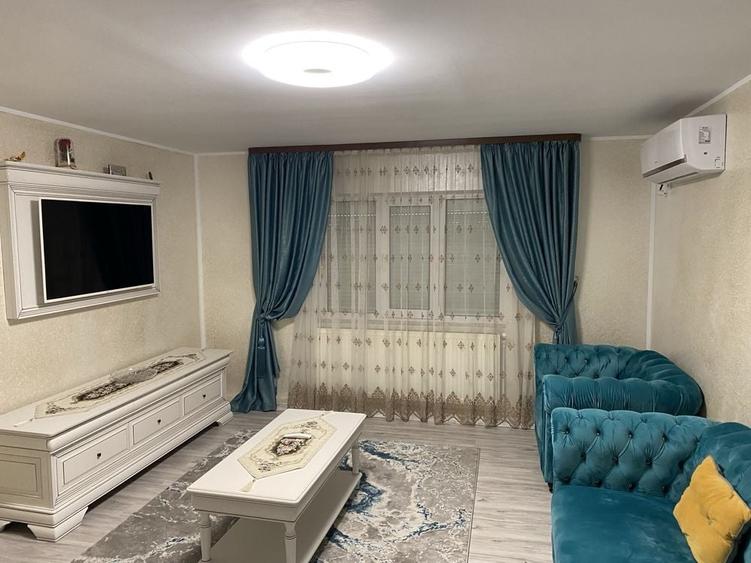 Apartament cu 4 camere decomandat în Tecuci