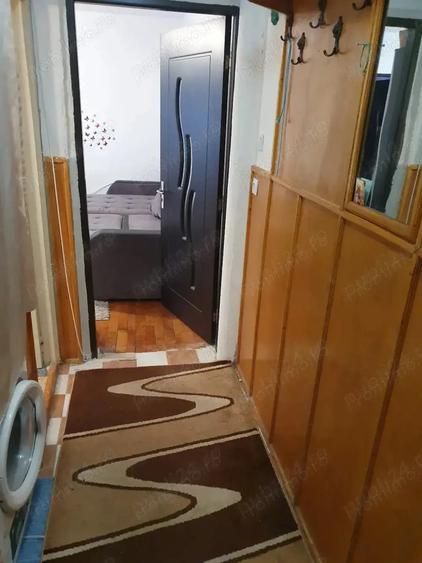 Apartament cu 2 camere semidecomandat, mobilat în Blașcovici