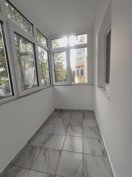 Apartament cu 2 camere decomandat în Nicolina