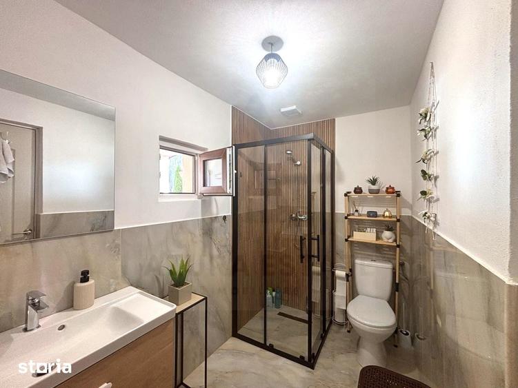 Casă cu 4 camere cu Teren 349 Mp în Mihăileni