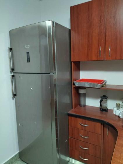 Apartament cu 3 camere semidecomandat în Exterior Vest