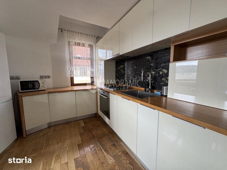 Apartament cu 4 camere semidecomandat în Baciu