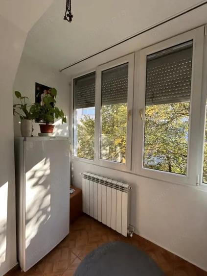 Apartament cu 2 camere nedecomandat în Girocului