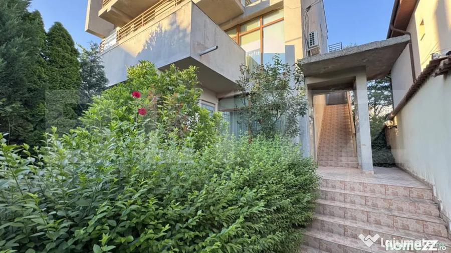 Apartament cu 4 camere decomandat în Brazda lui Novac