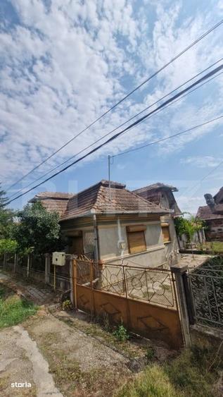 Casă cu 3 camere cu Teren 3900 Mp în Războieni-Cetate