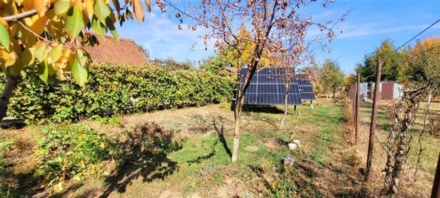 Casă individuală cu 4 camere cu Canalizare în Sud-Vest