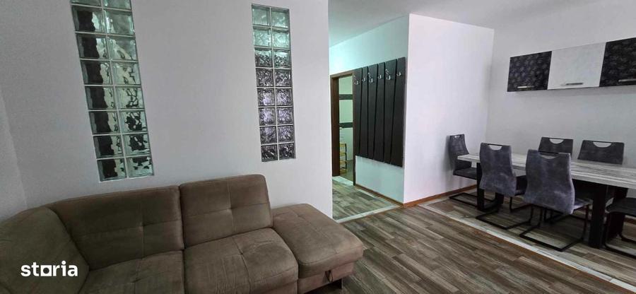 Apartament cu 3 camere în Nufărul