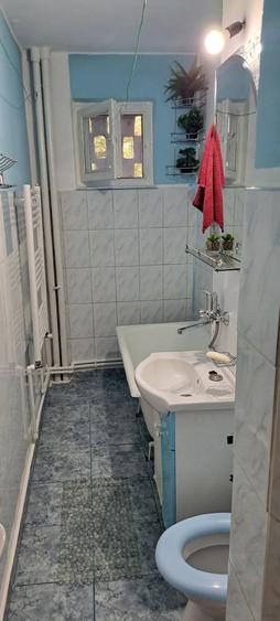 Inchiriez apartament 2 camere - 3