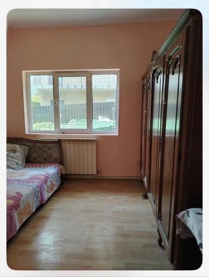 Casă cu 4 camere decomandat în Păcurari