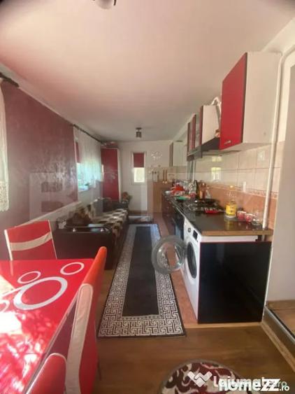 Apartament cu 3 camere decomandat în Burdujeni