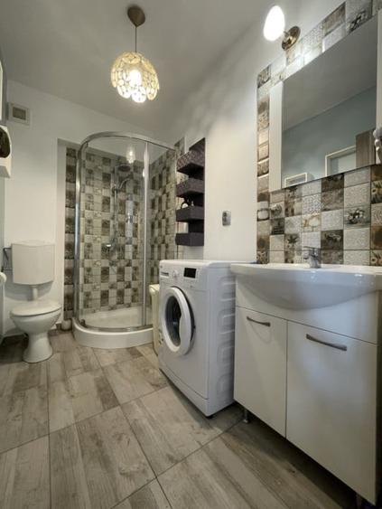 Apartament cu 2 camere semidecomandat, mobilat în Între Lacuri