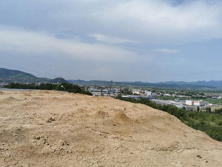 Teren de 750 mp, în Central