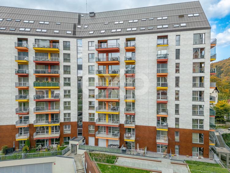 Garsonieră decomandată, mobilată în Sinaia
