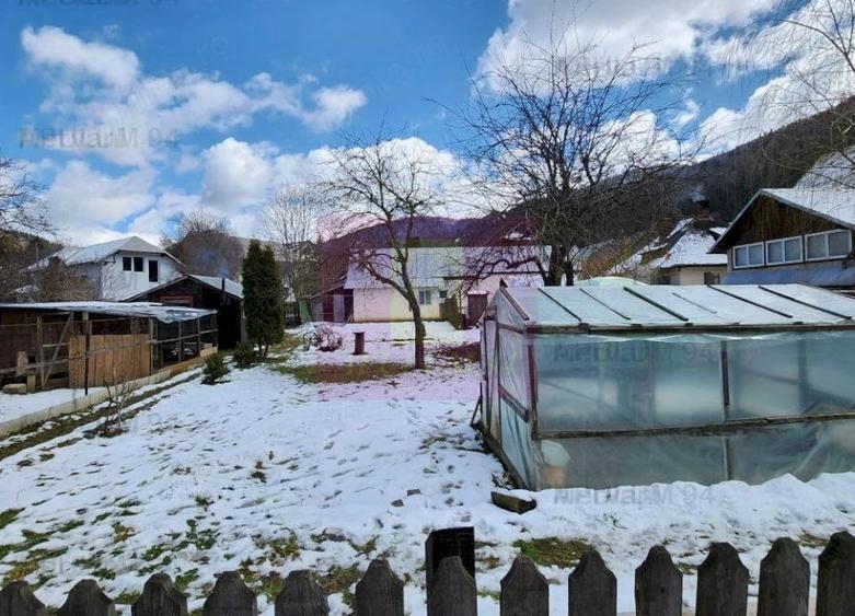 Teren de 667 mp, în Azuga