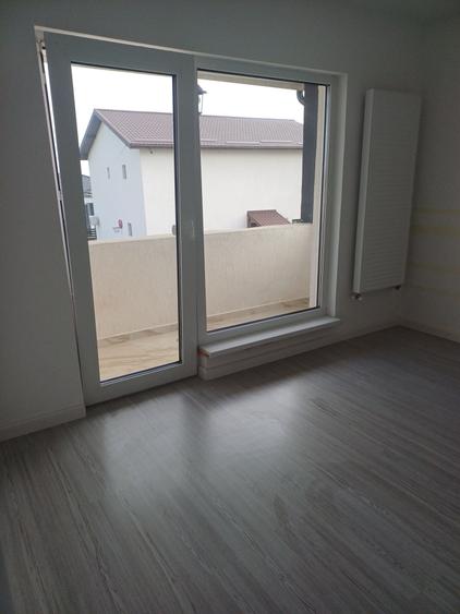 Casă cu 4 camere cu Teren 500 Mp în Dârvari