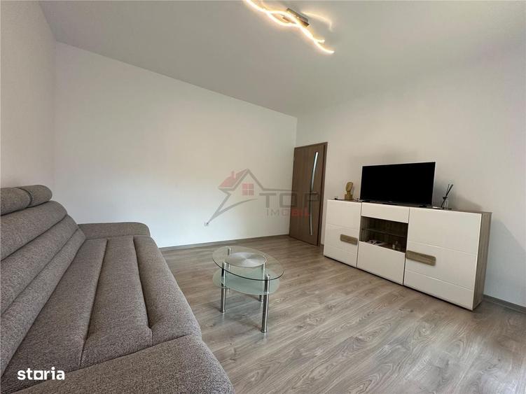Apartament cu 3 camere decomandat în Valea Lupului