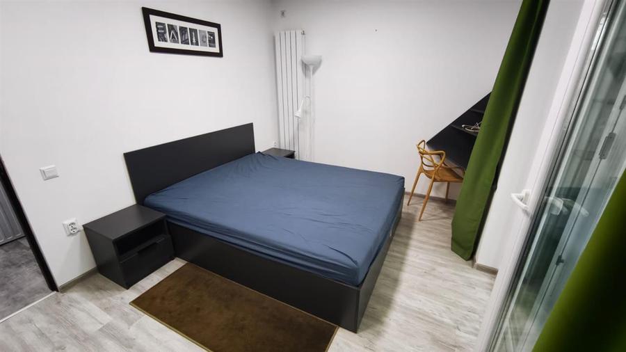 Apartament cu 2 camere decomandat, mobilat în Podul de Fier