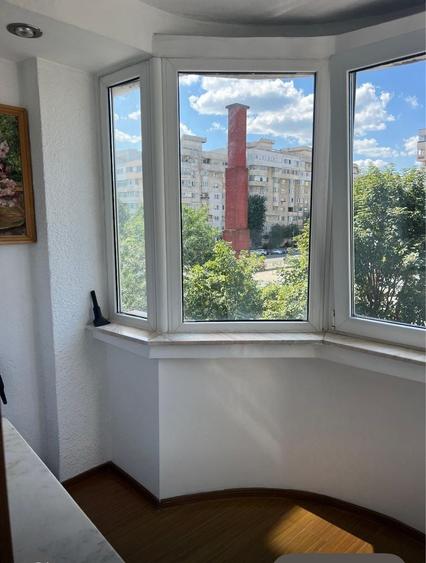 Apartament cu 2 camere decomandat în Radu Negru