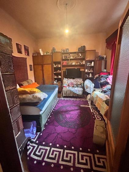 Apartament cu 4 camere semidecomandat în Central