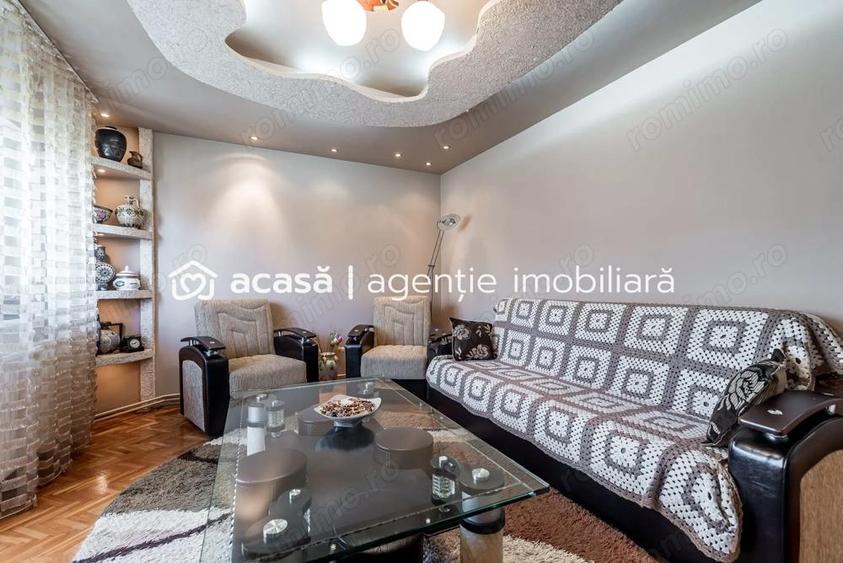 Apartament cu 3 camere decomandat, mobilat în Micălaca