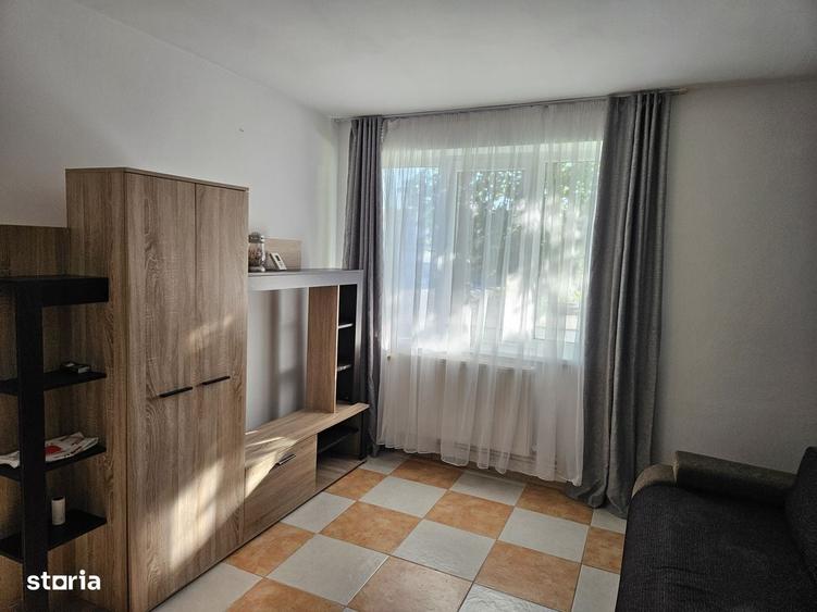 Apartament cu 2 camere semidecomandat în Central