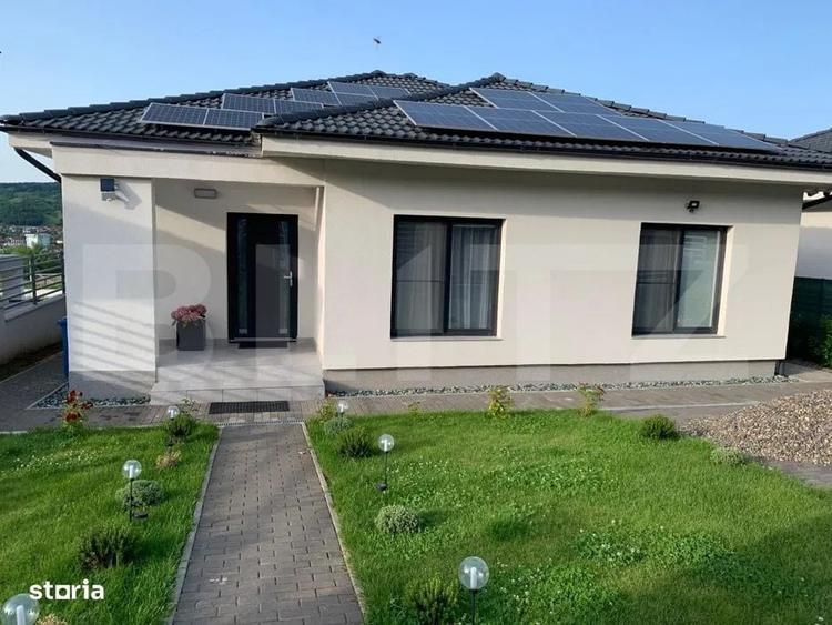 Casă cu 4 camere cu Teren 550 Mp în Corunca