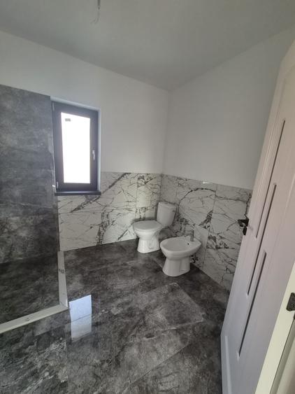 Casă cu 4 camere în Mărgineni
