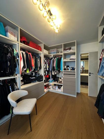 Penthouse cu 4 camere decomandat, mobilat în Herăstrău