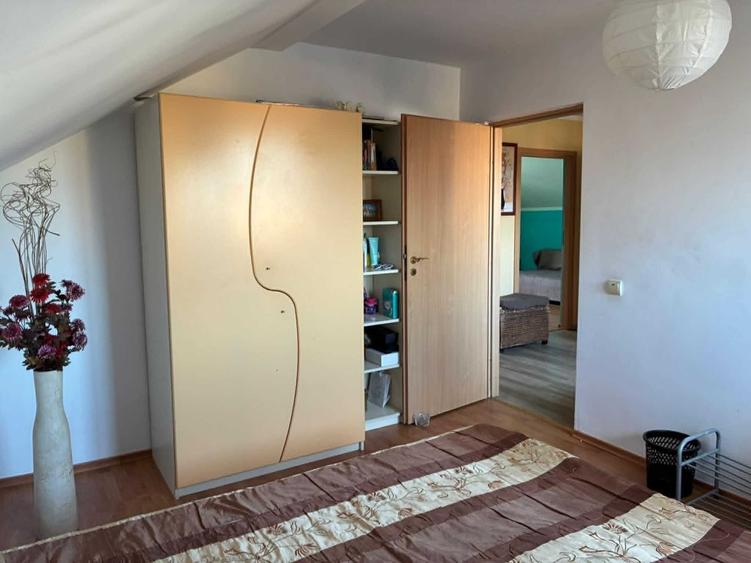 Casă cu 4 camere în Agigea