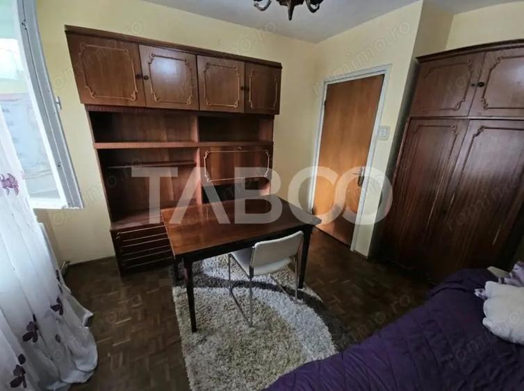 Apartament de vanzare 3 camere decomandate 2 balcoane in Strand Sibiu - 1