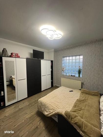 Casă cu 4 camere cu Teren 468 Mp în Bariera Vâlcii