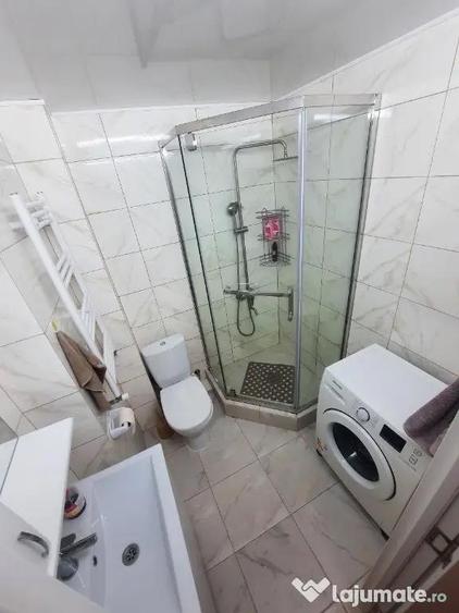 Garsonieră în P-ța Muncii