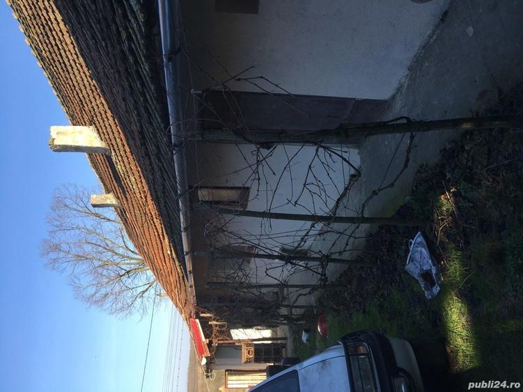 Casă cu 3 camere cu Teren 2000 Mp în Tirol