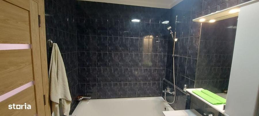 Apartament cu 2 camere decomandat în Basarabia