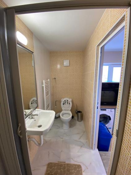 Apartament cu 3 camere nedecomandat în Vișan