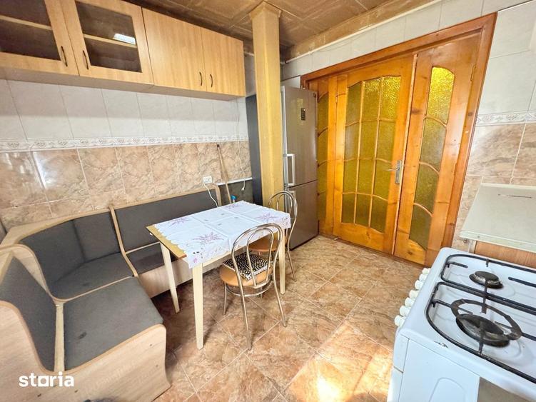 Apartament cu 2 camere semidecomandat în Cornișa