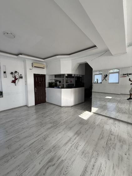 Casă cu Teren 1500 Mp în Nicolae Grigorescu