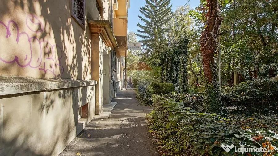 Spațiu comercial, de 55 mp, în Centrul Civic