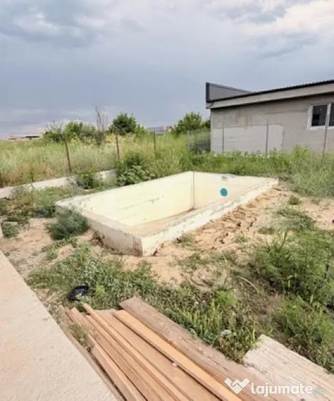 Casă cu 4 camere cu Teren 470 Mp în Central