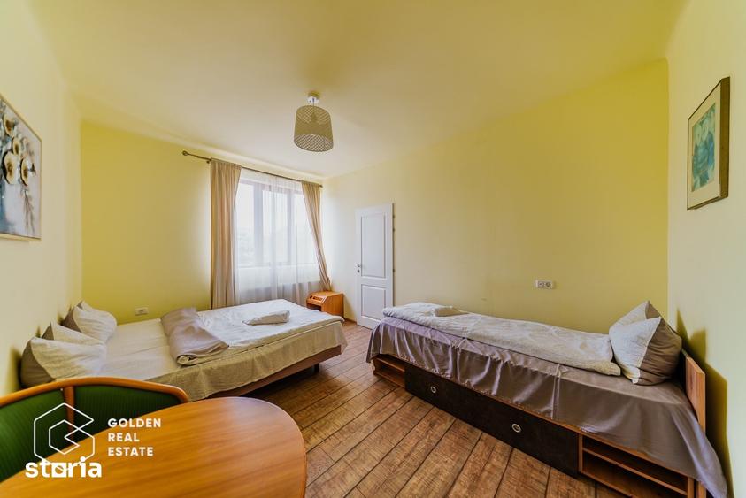 Casă cu Teren 1597 Mp în Ghioroc