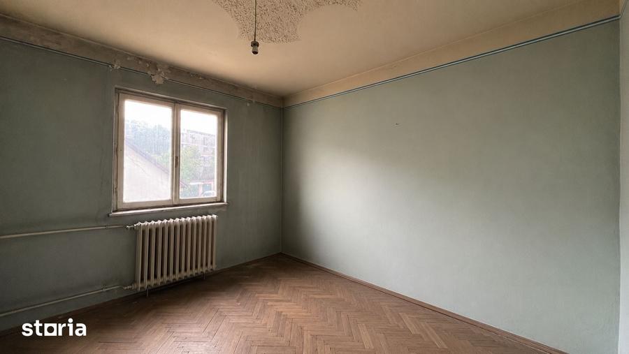 Apartament cu 4 camere în Tipografilor