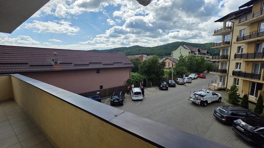Apartament cu 2 camere decomandat în Florești