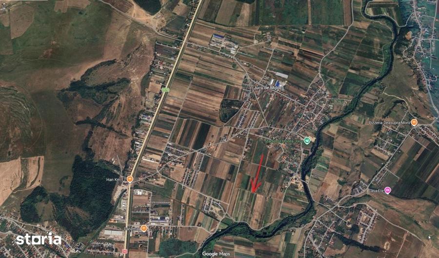 Teren de 10000 mp, în Jucu