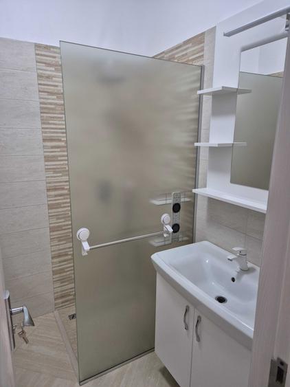 Apartament cu 2 camere decomandat în Exterior Vest