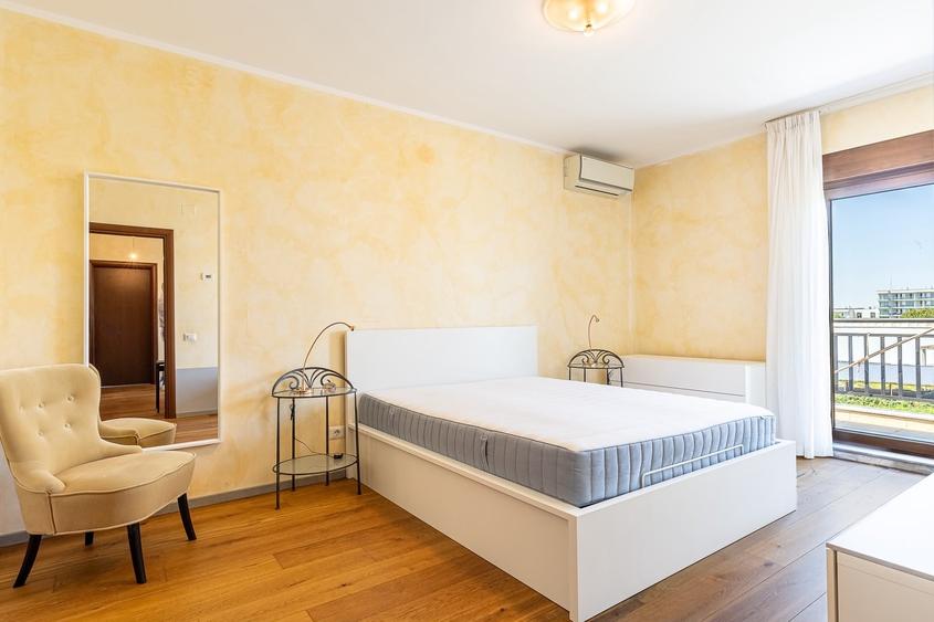 Apartament cu 3 camere decomandat, mobilat în Sisești
