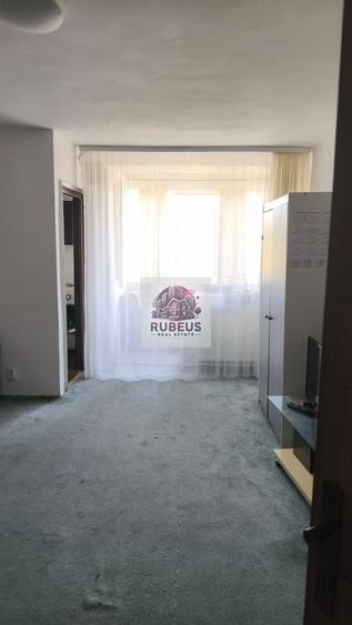 Garsonieră semidecomandată, mobilată în Crihala