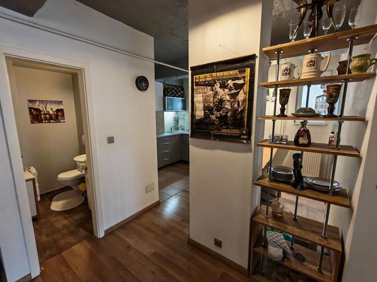 Apartament cu 3 camere semidecomandat, mobilat în Gheorghe Lazăr