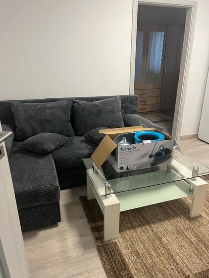 Apartament cu 2 camere nedecomandat în Central