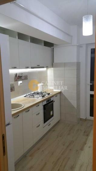 Apartament cu 3 camere decomandat, mobilat în Cug