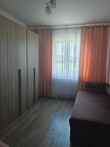 Casă individuală cu 4 camere cu Teren 663 Mp în Jelna